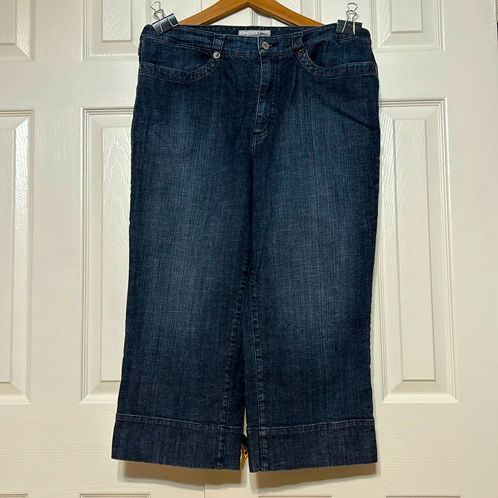 Chicos platinum wide leg Capri